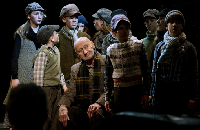 Valahol Európában musical új beállókkal a Magyar Színházban!